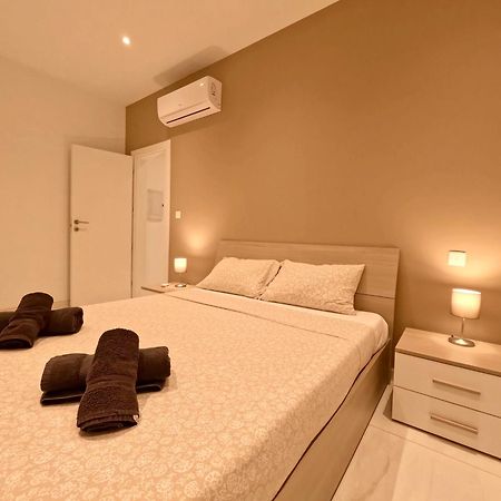 Modern Apartment In St Julian'S Malta, With Breathtaking Views Of Spinola Bay Saint Julian's 외부 사진
