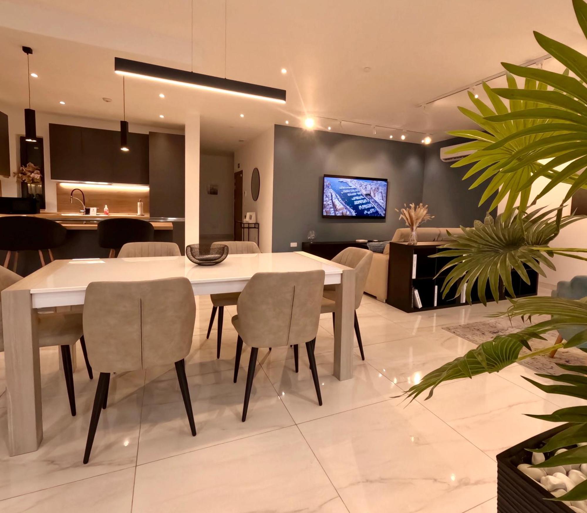 Modern Apartment In St Julian'S Malta, With Breathtaking Views Of Spinola Bay Saint Julian's 외부 사진